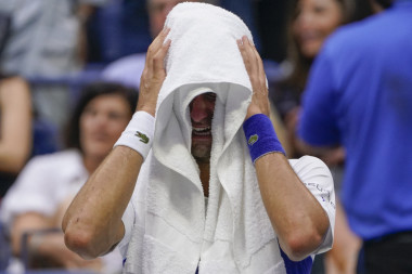 OUTRAGEOUS FRENCH CLAIMS: Novak faked his tears to change match course!