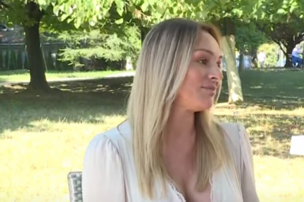 ANABELI SE ŽIVOT PROMENIO IZ KORENA! Otkrila sve o unuki, pa se dotakla i dece: Po to iskustvo sam došla na ovaj svet!