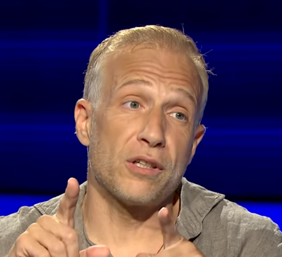 SUPRUGA MILANA KALINIĆA JE ŽIVA VATRA, SADA SE SKINULA Na njene slike