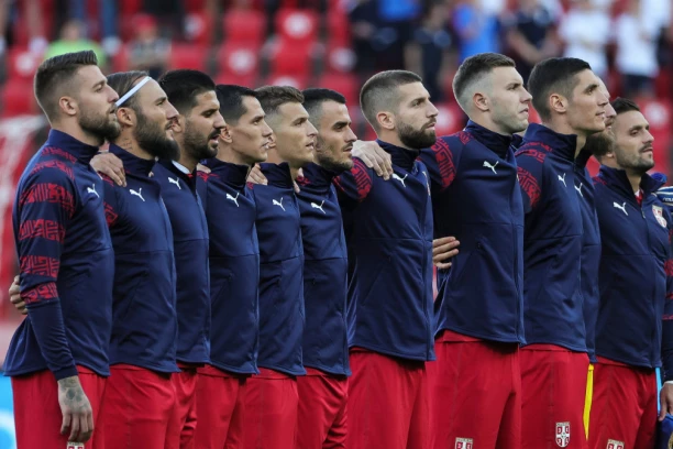 POTPUNO IZNENADIO: Oglasio se Matić pred meč Srbija - Azerbejdžan!