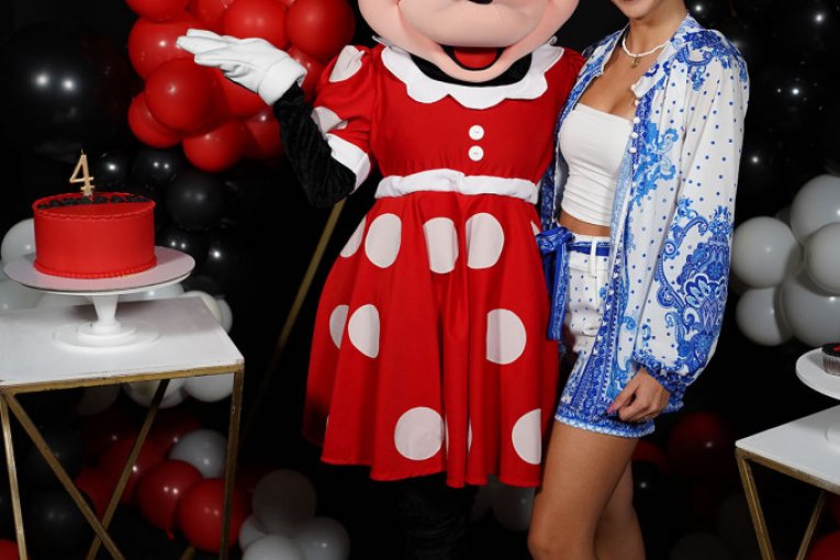 Ana Lazarević proslavila je sa nama četvrti rođendan