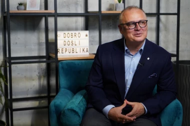 Vesić: Osam stotina hiljada vakcinisanih prvom dozom, a trećom već preko deset odsto