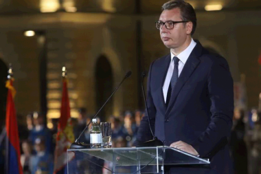 MOĆNA PORUKA PREDSEDNIKA SRBIJE! Vučić govorom oduševio sve: Ovo je drugačija, ponosna Srbija! (FOTO)
