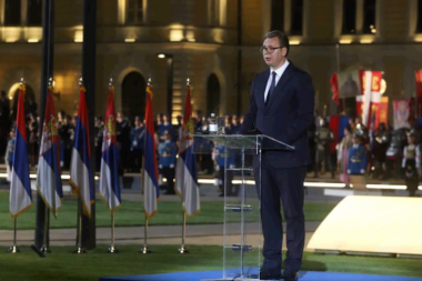 OBELEŽEN DAN SRPSKOG JEDINSTVA! Predsednik Vučić: Sloboda Srbije nema cenu, slava našim junacima! (VIDEO)