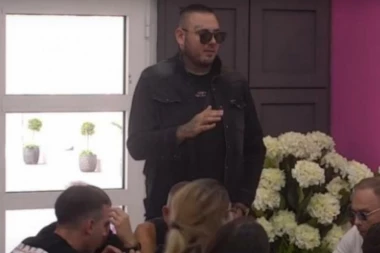 FILIP CAR ZAVRŠIO NA PROSJAČKOM ŠTAPU!? Zadrugar OTKRIO detalje ugovora i ŠOKIRAO JAVNOST!