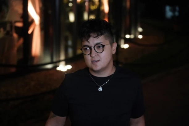 MARIJA ŠERIFOVIĆ SVE ZABRINULA: Objavila fotografijom sa GIPSOM pa poručila: Godišnji odmor počinje od danas! (FOTO)