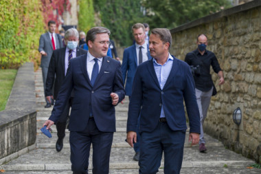 SELAKOVIĆ: Premijer Luksemburga je iskreni i pravi prijatelj Srbije