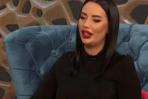 KATARINA GRUJIĆ U POODMAKLOJ TRUDNOĆI UČINILA GEST VREDAN DIVLJENJA: Buduća majka pokazala HUMANOST NA DELU! (FOTO)