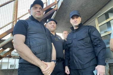 MINISTAR VULIN OBIŠAO PRIPADNIKE POLICIJE NA STADIONU PARTIZANA: Obezbeđen stabilan javni red i mir