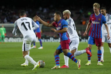 BARSELONA IZBEGLA VEĆU BRUKU: Granada ostala bez pobede na "Kamp Nou" u 90. minutu!