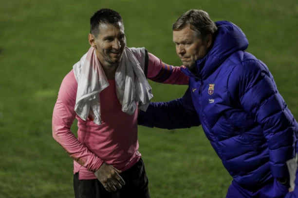 NAVIJAČI BARSE U DELIRIJUMU: Velika LEGENDA kluba se VRAĆA na "Kamp Nou"?!