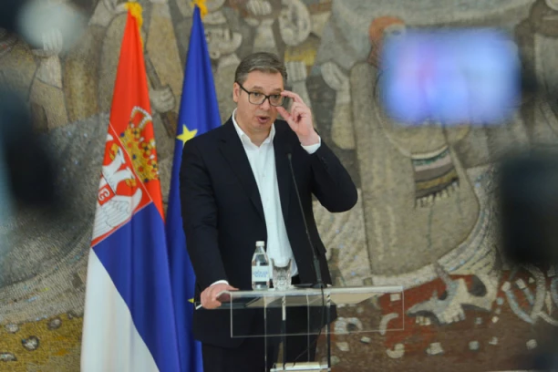 VUČIĆ ČESTITAO DATUNAŠVILIJU NA ZLATU: Doneo je veliku radost celom narodu!