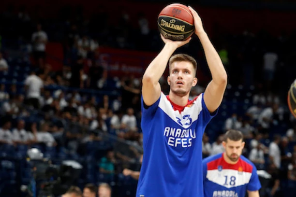 FILIP PETRUŠEV U CRVENOJ ZVEZDI? Detonacija na Malom Kalemegdanu!