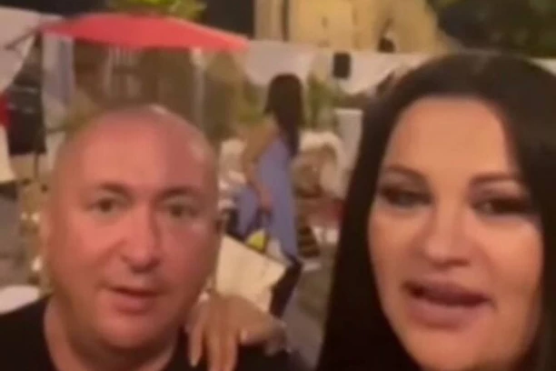 PARE LETELE PO CELOJ SALI! Đani i Jana napravili karambol na veselju, šok-snimak zapalio društvene mreže! (FOTO)