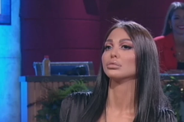 SPREMNI DA SE OBRAČUNAJU SA FILIPOM I JANJUŠEM! Maja Marinković ULAZI u Zadrugu, a EVO ko joj se PRIDRUŽUJE!? (FOTO)