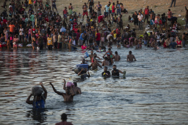 ČETVRTI TALAS MIGRACIJA: Više od 500 izbeglica iskrcalo se na obale Indonezije