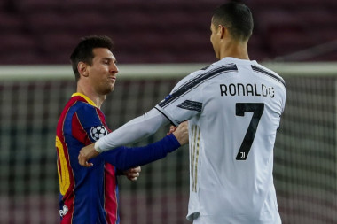 NEŠTO SE KUVA U PARIZU: Ronaldo i Mesi u ISTOM timu!