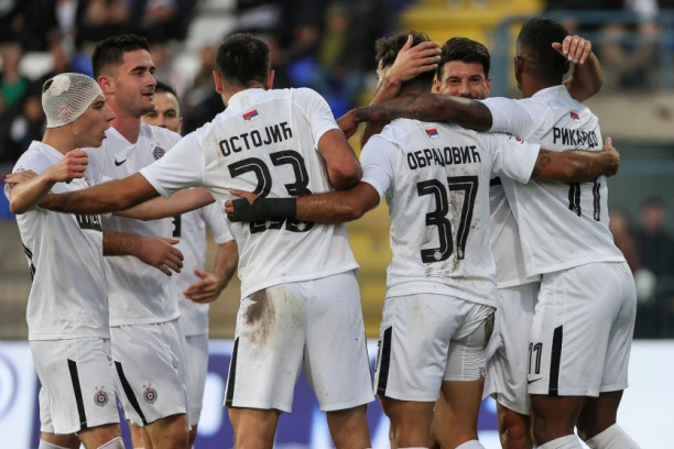 VELIKA ČAST: Fudbaler Partizana ušao u red besmrtnih!