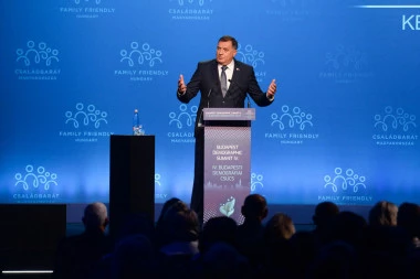 BOSNA TREBA DA SE DEMILITARIZUJE: Dodik progovorio o svojim planovima nakon sastanka, pa otkrio KOGA je hteo da zove!