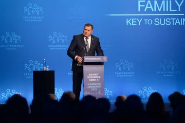 VREME JE DA BOSNU VRATIMO NA FABRIČKA PODEŠAVANJA! Dodik: Sve što po Ustavu nije u nadležnosti BiH moraće biti vraćeno Republici Srpskoj!