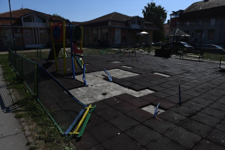 Jezivi prizori u parkiću