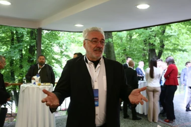 ZORANE, OVO MORAŠ DA PREŽIVIŠ! Neverovatna ispovest doktora Branimira Nestorovića: ON MI JE PROMENIO ŽIVOT!