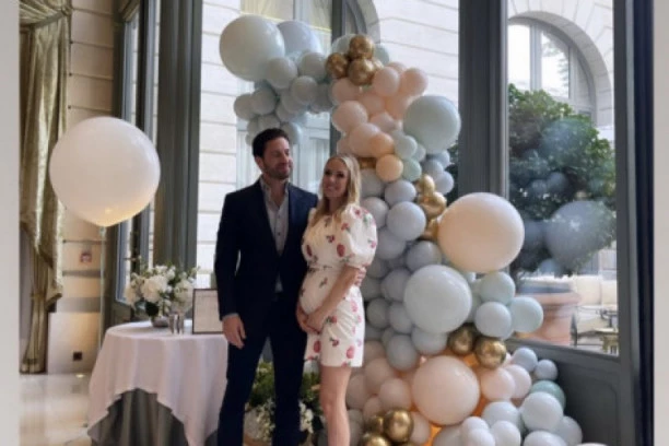 PIKSIJEVA ĆERKA OTKRILA POL DETETA: Luksuzna proslava u Parizu pred rođenje bebe!