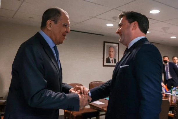 SELAKOVIĆ RAZGOVARAO SA LAVROVIM: Veliki značaj nesebične i principijelne ruske podrške Srbiji (FOTO)