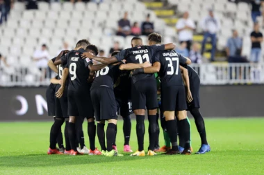 BEZ IZNENAĐENJA U PARTIZANOVOJ GRUPI: Gent najavio TEŠKU BORBU za prvo mesto!