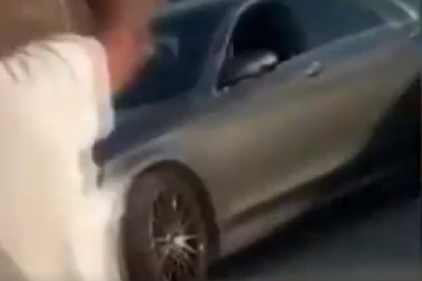 POJAVIO SE SNIMAK FUDBALERA UBICE: Pogledajte kako je HLADNOKRVNO PUCAO na ljude na ulici! (VIDEO)