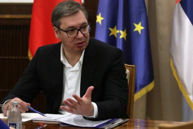 VUČIĆ POČASNI GRAĐANIN GRADA JAGODINE: Jednoglasnom odlukom Skupštine grada Jagodine