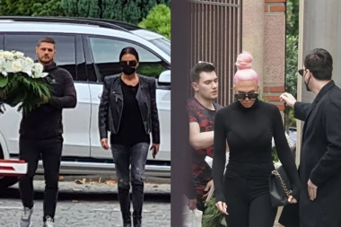 CECA RAŽNATOVIĆ I JELENA KARLEUŠA OČI U OČI NA SAHRANI MARINE TUCAKOVIĆ: Obe su zavijene u crno, pevačice se oprostile od prijateljice! (FOTO)
