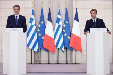 GRČKA I FRANCUSKA NAPRAVILE NOVI DIL U JUGOSITOČNOJ EVROPI: Makron isporučuje Grcima oružje za 6.5 milijardi evra