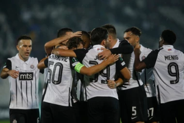 GROBARI NA UDARU: Fudbaler Flore PROZVAO navijače Partizana!