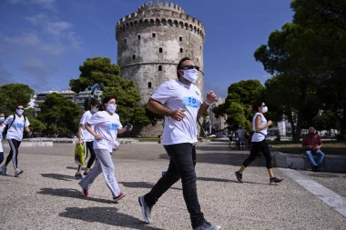 KORONA PARALISALA SOLUN, ZATVARA SE GRAD! Situacija se dramatično pogoršala u Grčkoj!