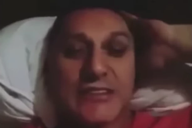 ŠAKO POLUMENTA OPET U AFERI "NEDOSTAJEŠ": Folker slao VRUĆE PORUKE mladoj devojci, ona mu poručila "Je l' vam treba pomoć" (VIDEO)