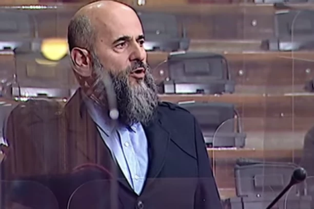 AU! Muftija Muamer Zukorlić imao I TREĆU SUPRUGU!? Traži žena nasledstvo! EVO I KO JE ONA!