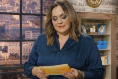 NAKON ODLUKE DA SE POVUČE S MALIH EKRANA! Bivša voditeljka DRASTIČNO smršala, a danas je niko ne bi PREPOZNAO! (FOTO)