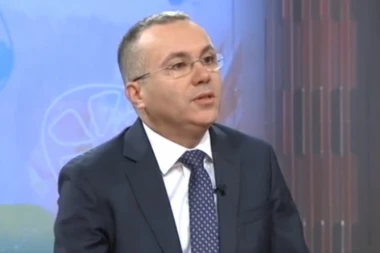 KAKO DA VAS NE "ZAVRNU" LAŽNI INTERNET PRODAVCI: Državni sekretar objasnio NA ŠTA DA OBRATITE PAŽNJU!