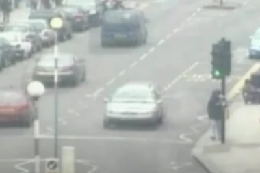 BRUTAL ATTACK AGAINST THE TV HOST! Her ex-boyfriend arranged for acid to be thrown at her face in the city center! (PHOTO)