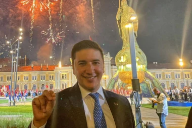 VLADISLAV DAJKOVIĆ NAJAVIO: Slobodna Crna Gora kreće!