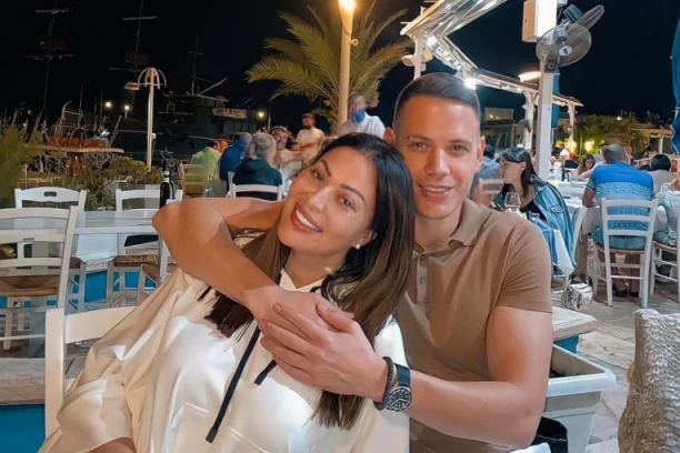 VELIKO SLAVLJE KOD RAŽNATOVIĆA: Ceca objavila SREĆNE VESTI, poručila samo jedno! (FOTO)