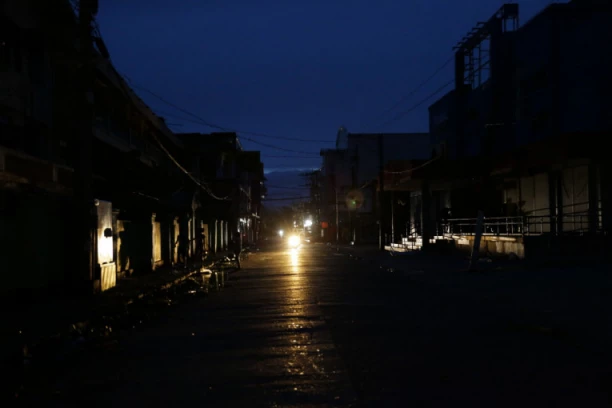 DELOVI BEOGRADA DANAS U POTPUNOM MRAKU! Isključenja će trajati i do DEVET SATI, a evo koje ulice ostaju bez struje