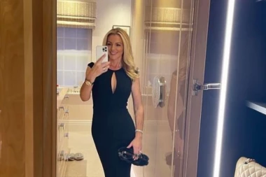 POLITIČARKA DIGLA NA NOGE SVE ZBOG SVOG IZGLEDA: Lagala u radnoj biografiji, a obogatila se na neverovatan način (FOTO)