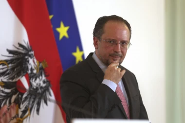 ŠALENBERG POLOŽIO ZAKLETVU: Novi kancelar Austrije stupio na dužnost!