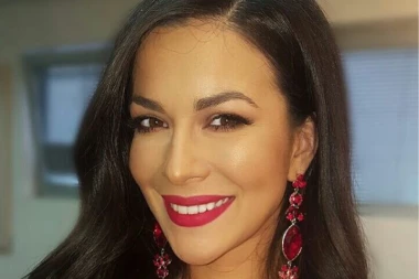 PORODILA SE MARIJA PETRONIJEVIĆ: Trudnoću krila sve do devetog meseca, pa fotografijom iznenadila sve!