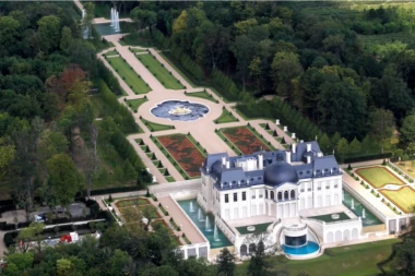 OVO JE NAJSKUPLJA KUĆA NA SVETU! Kupljena je za 270 miliona evra, a evo i ko je njen VLASNIK! (VIDEO)