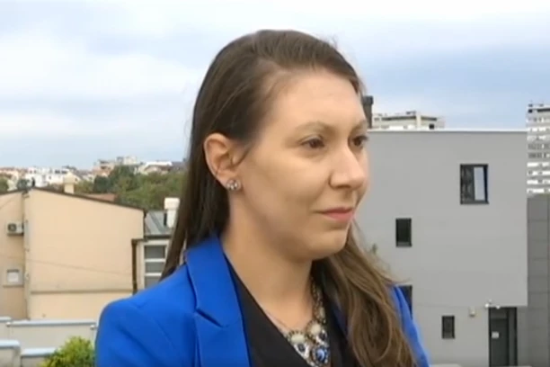 DECA SU NAM U OPASNOSTI: Ekspert otkriva kako zaštititi najmlađe od predatora sa društvenih mreža!