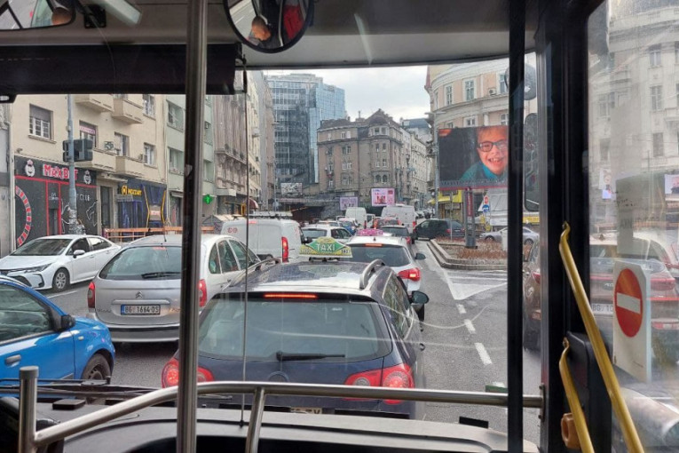 Zeleni Venac, ulaz u Terazijski tunel