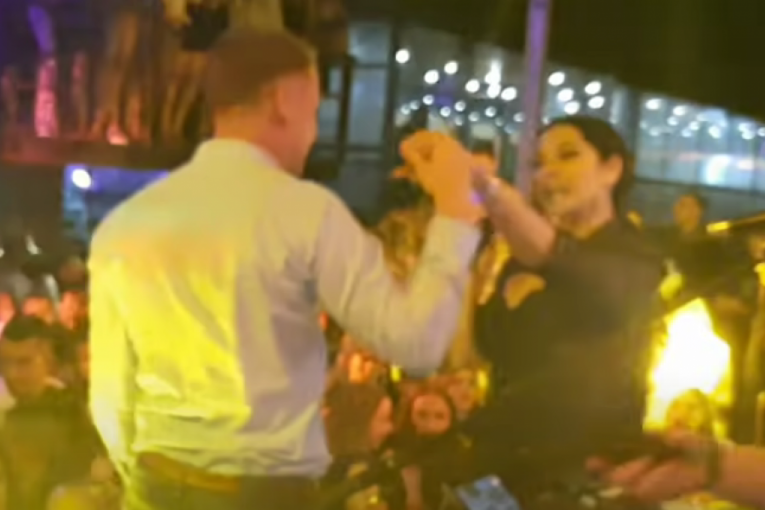 Tanja savić i Draško Stanivuković u zanosu